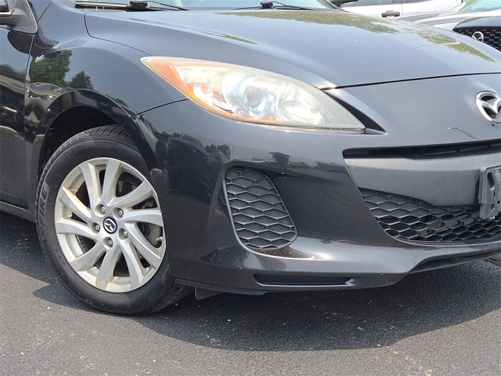 2013 Mazda Mazda3 Grand Touring photo 3