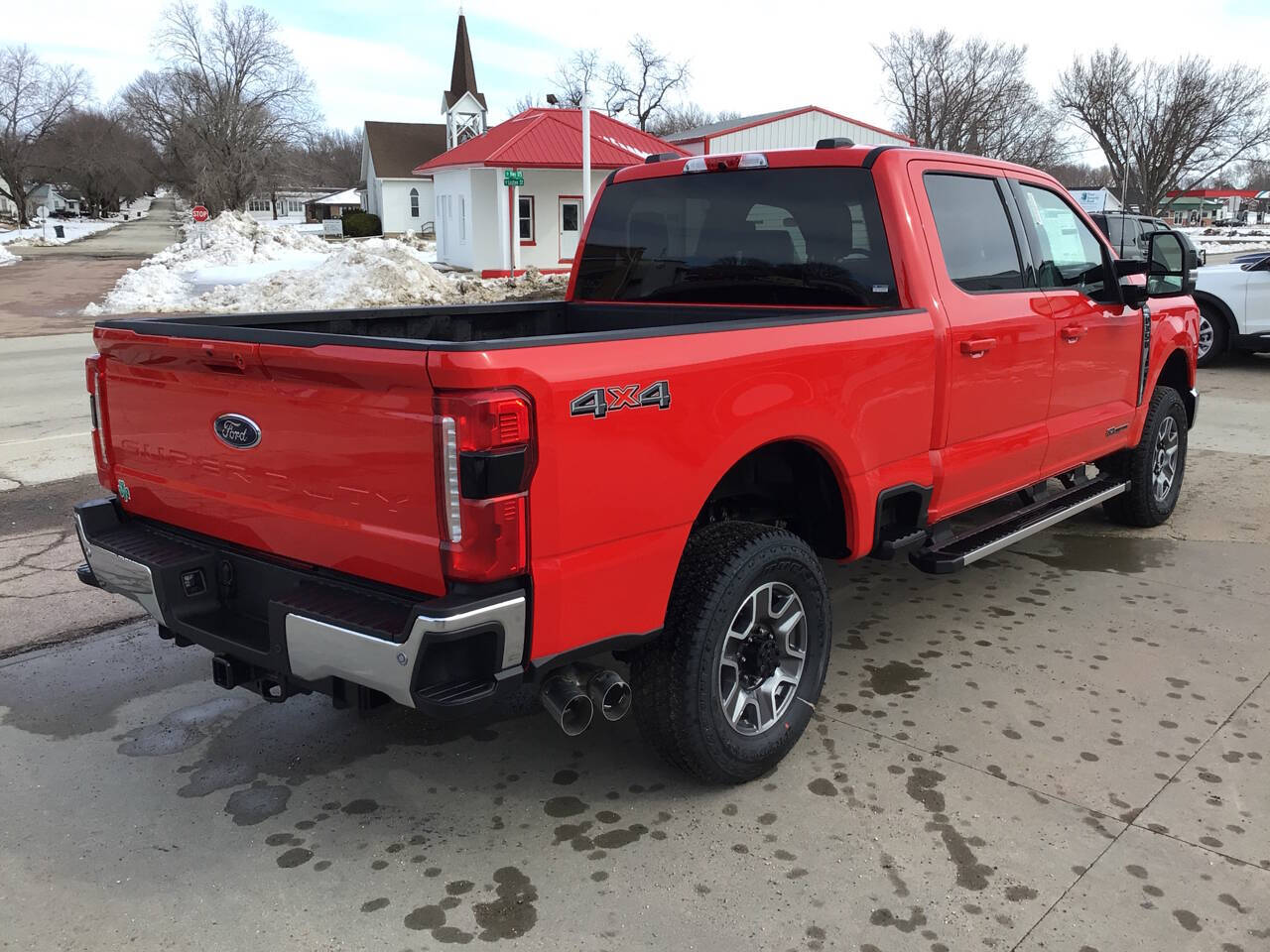 2025 Ford F-350 Lariat photo 3