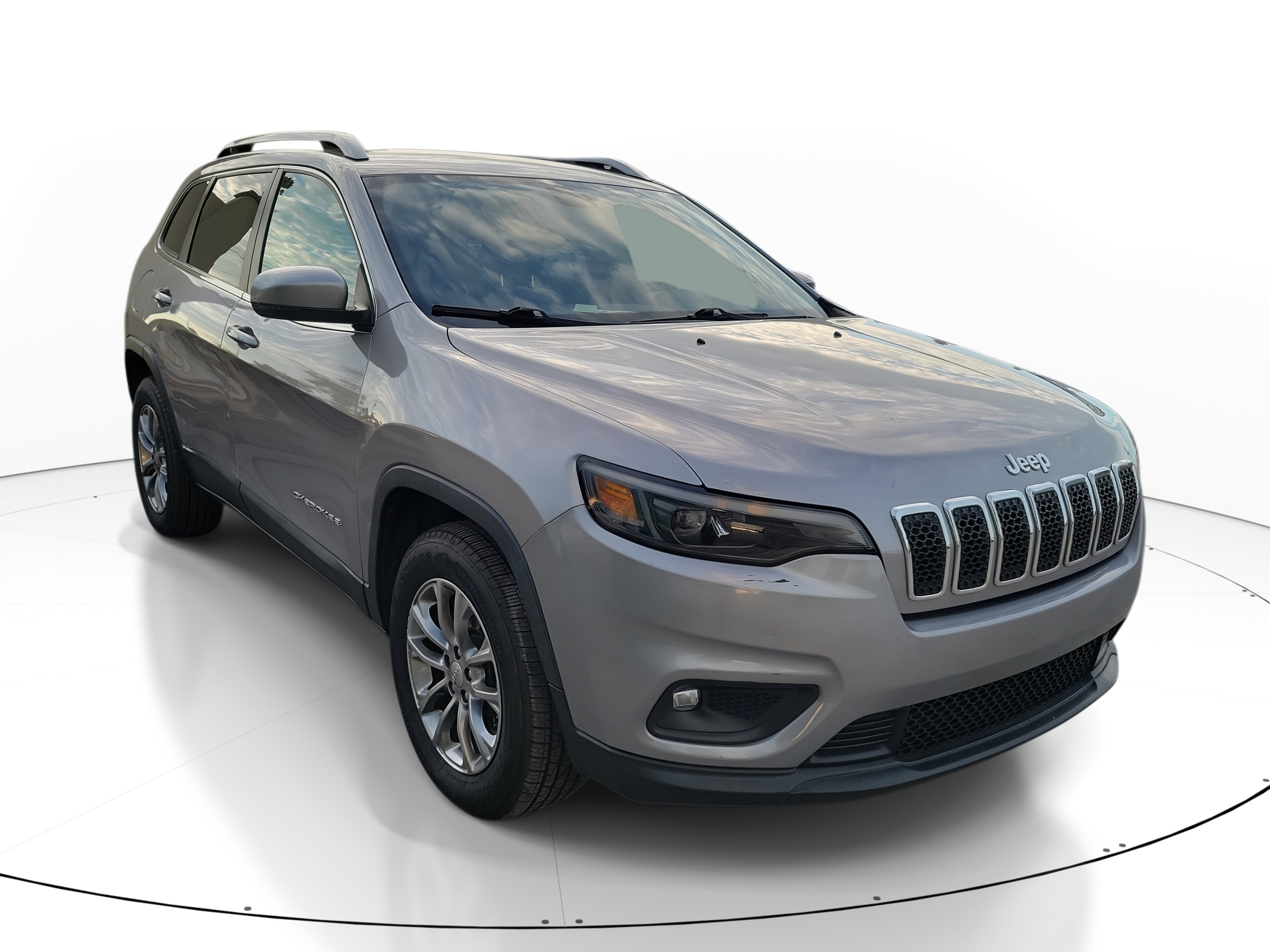 2019 Jeep Cherokee Latitude Plus's photo