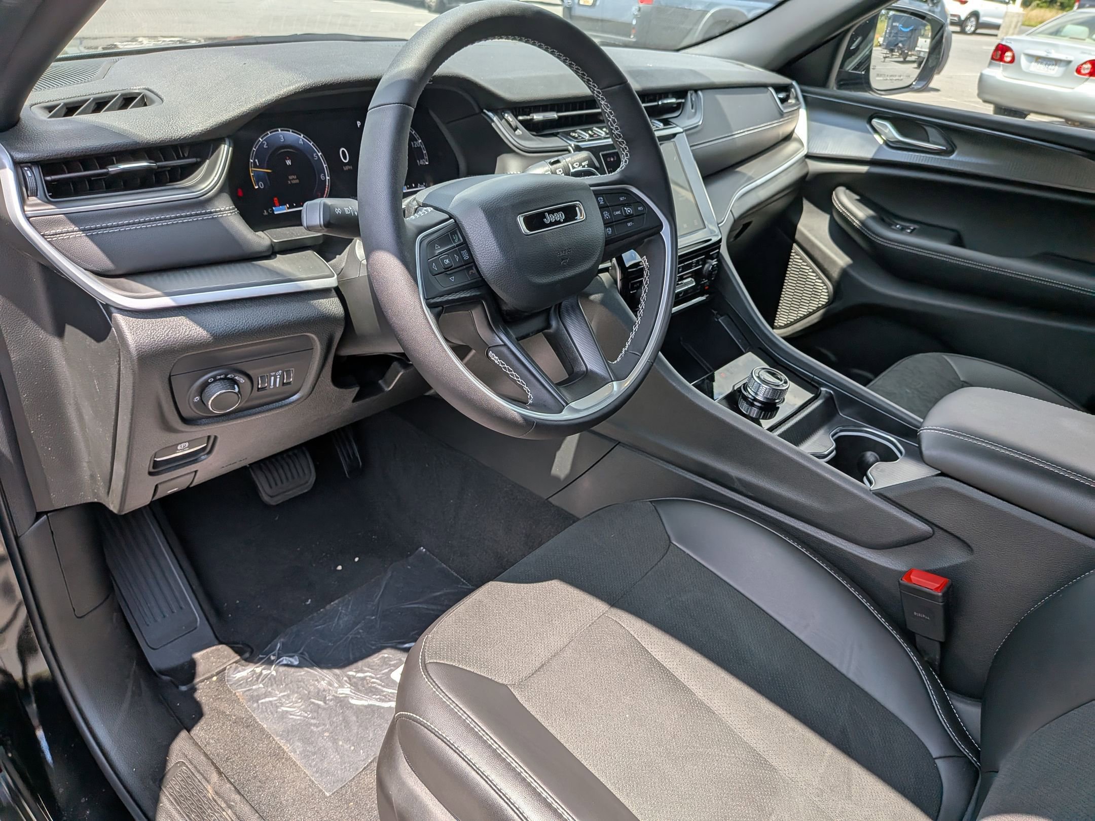2025 Jeep Grand Cherokee Altitude X photo 17