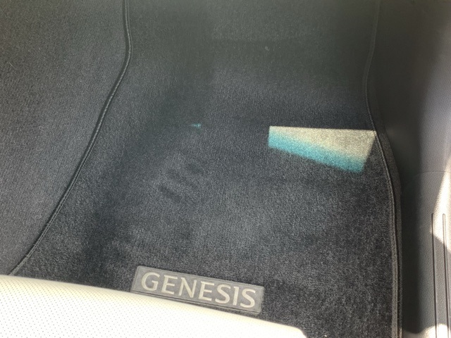 2025 Genesis G70 2.5T photo 39