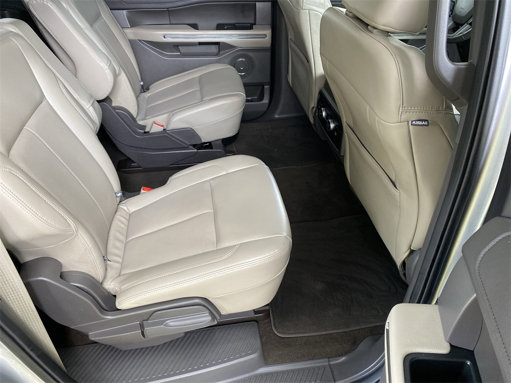 2021 Ford Expedition MAX XLT photo 29