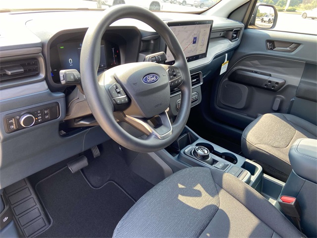 2025 Ford Maverick XL photo 13