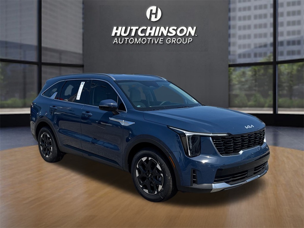 2025 Kia Sorento S's photo