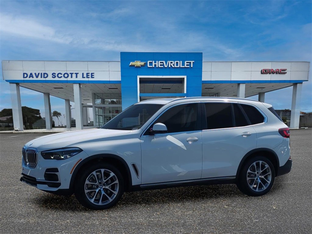 2023 BMW X5 40i's photo