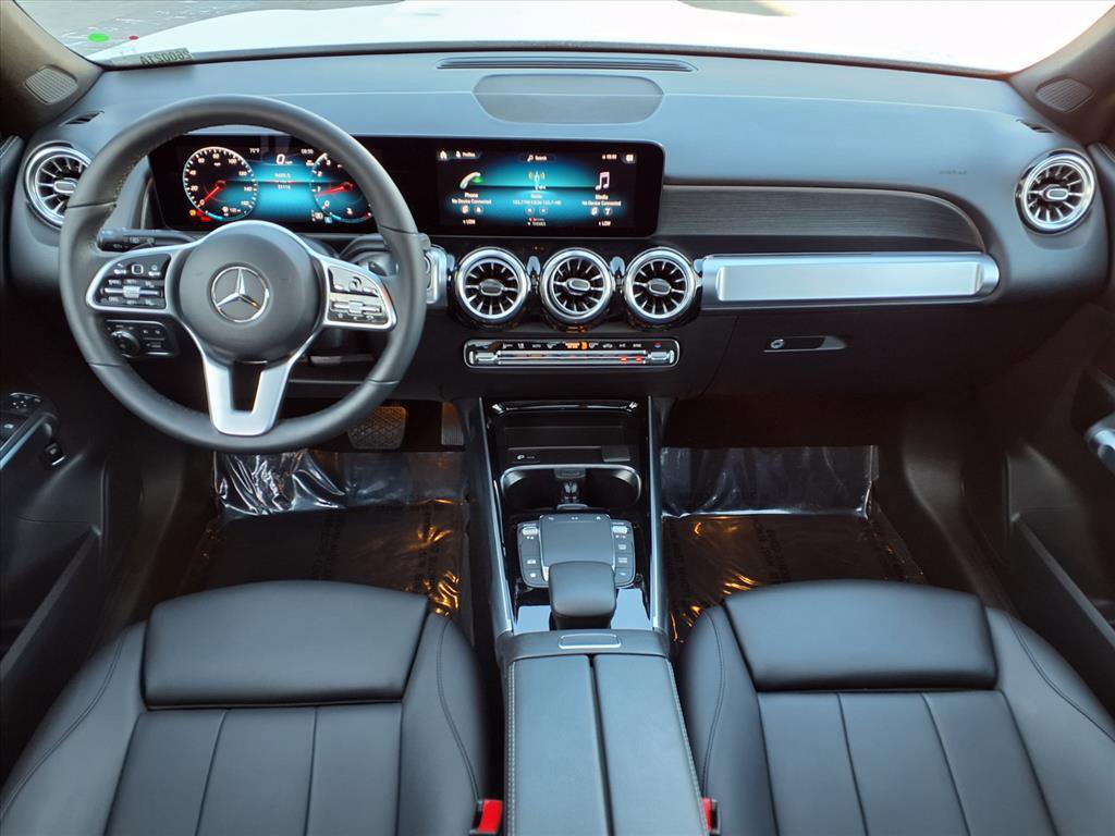 2023 Mercedes Benz GLB 250 photo 4