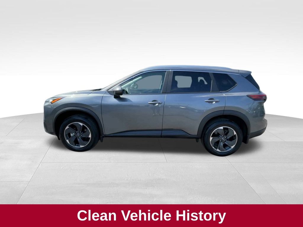 2024 Nissan Rogue SV photo 4