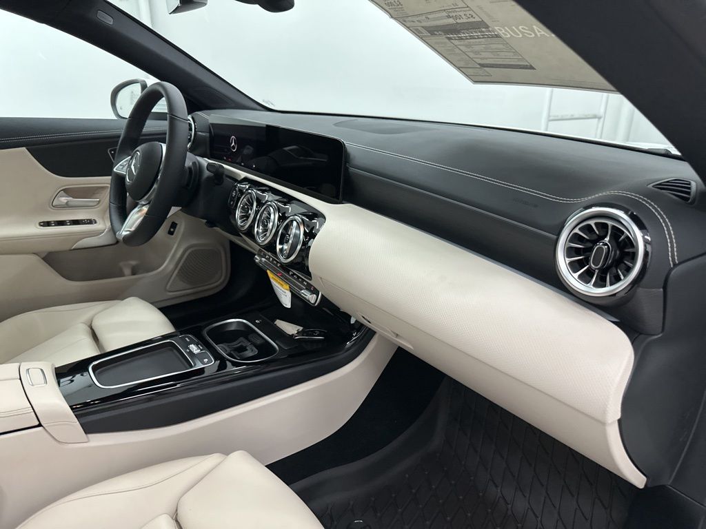 2026 Mercedes Benz CLA 250 photo 21
