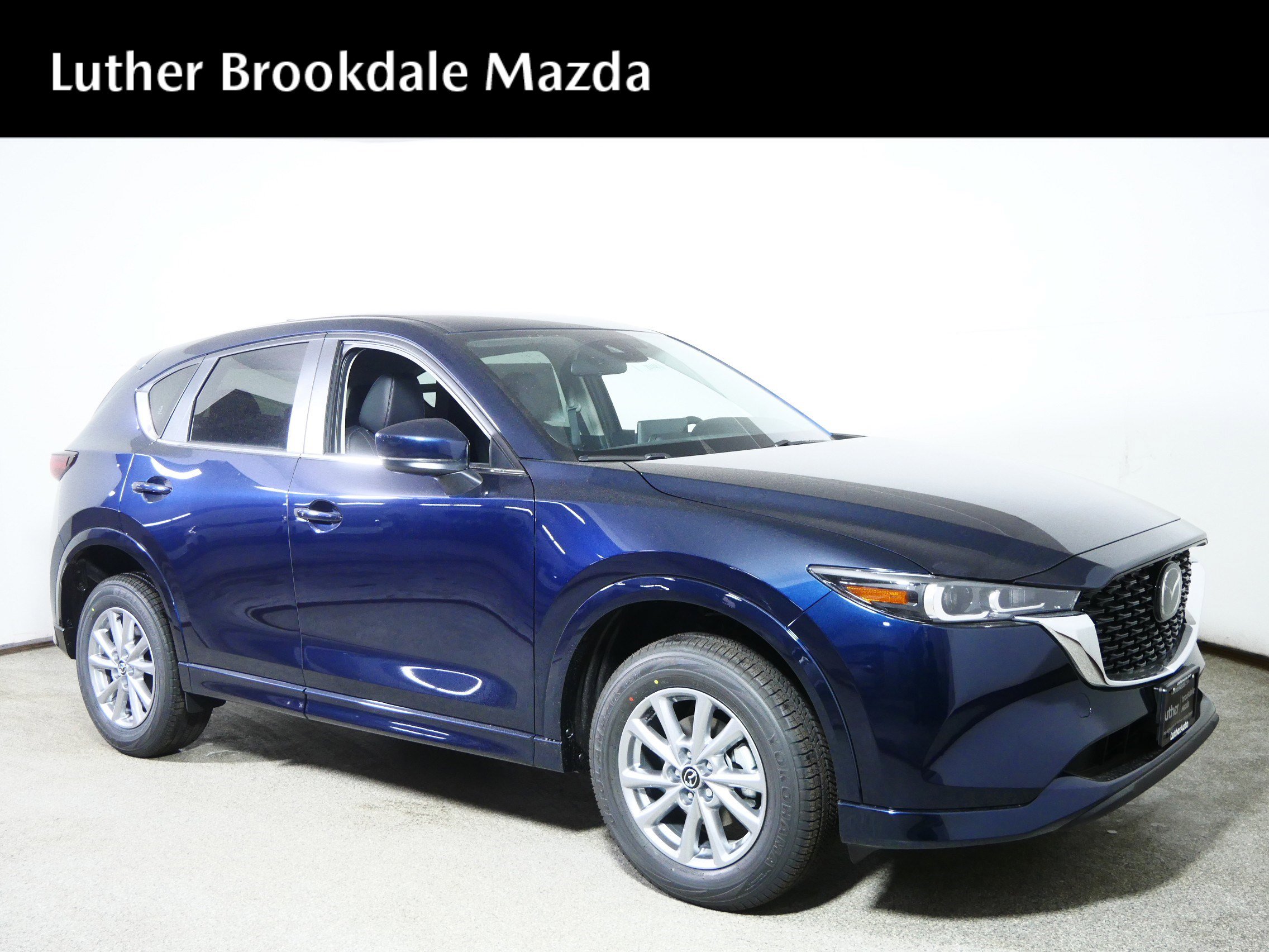 2025 Mazda CX-5 S Select Package's photo
