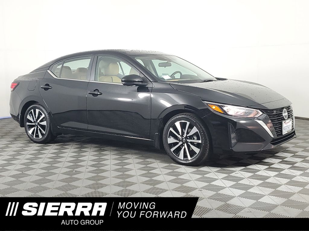 2024 Nissan Sentra SV's photo