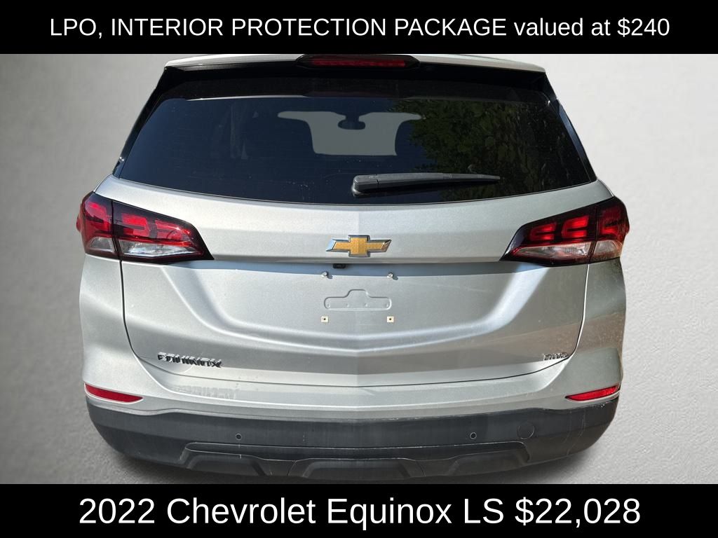 2022 Chevrolet Equinox LS photo 4