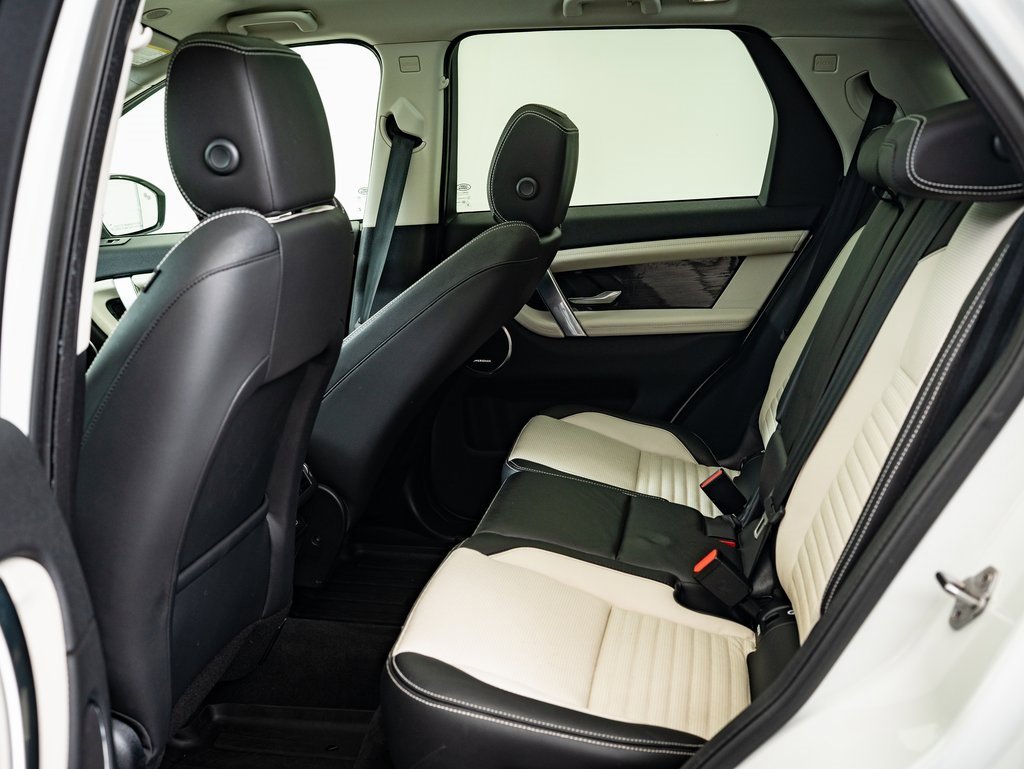 2022 Land Rover Discovery Sport SE R-Dynamic photo 32