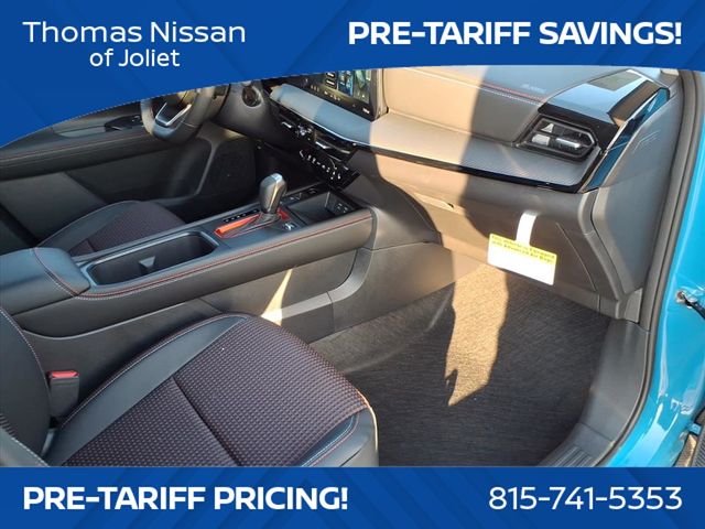 2026 Nissan Kicks SR photo 14