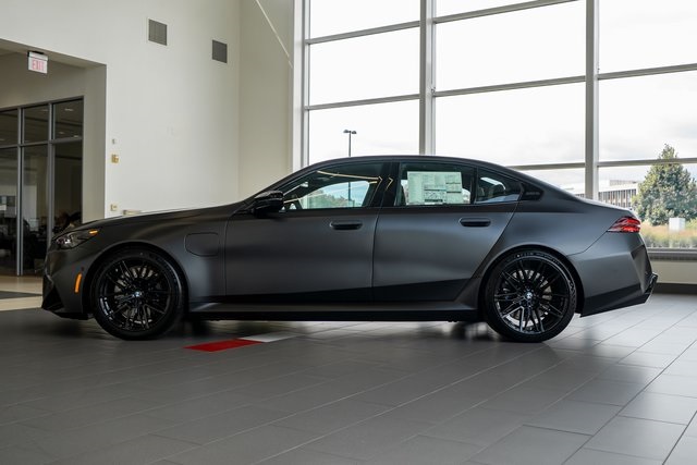 2026 Bmw M5 5 photo 2