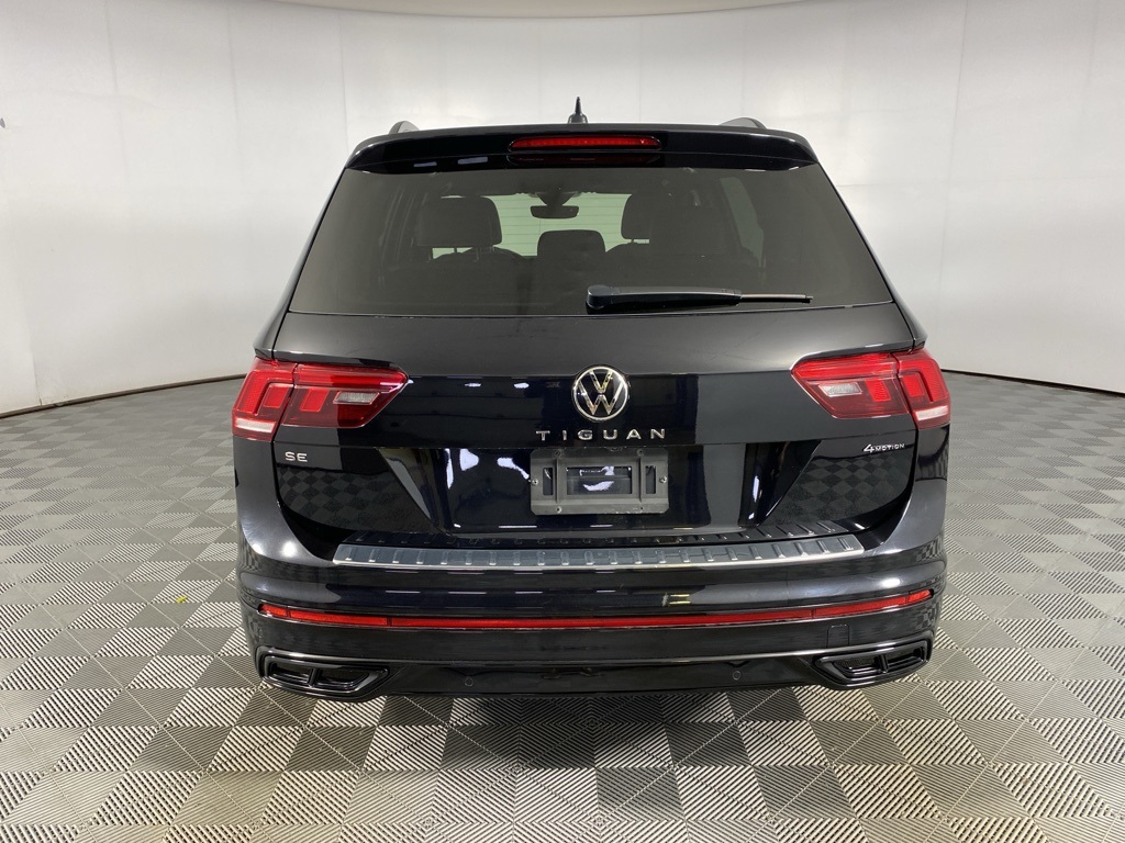 2023 Volkswagen Tiguan SE R-Line Black photo 18