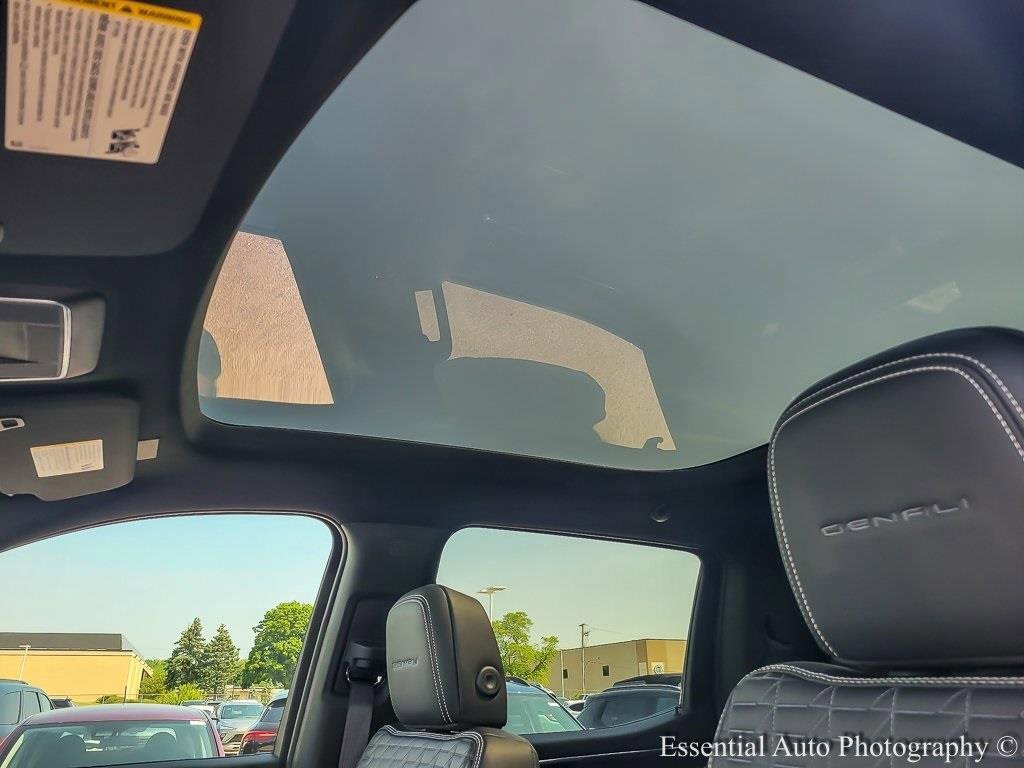 2025 GMC SIERRA - Image 9