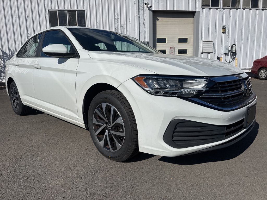 2023 Volkswagen Jetta 1.5T S photo 3
