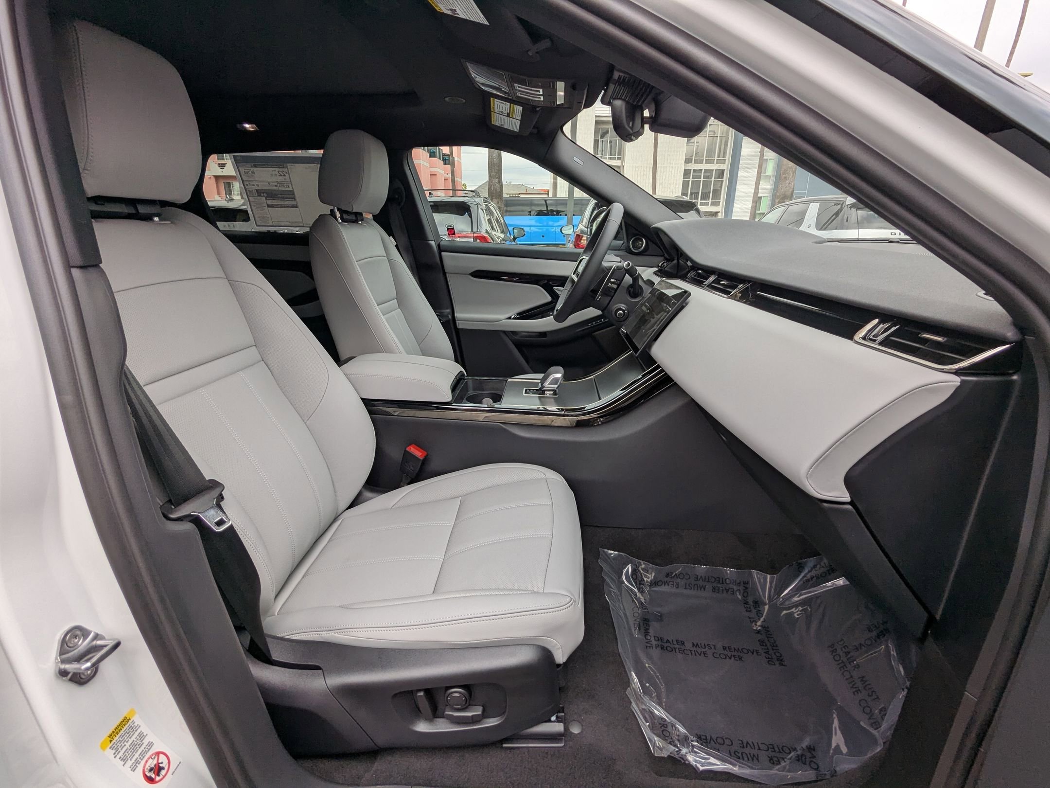 2026 Land Rover Range Rover Evoque S photo 17