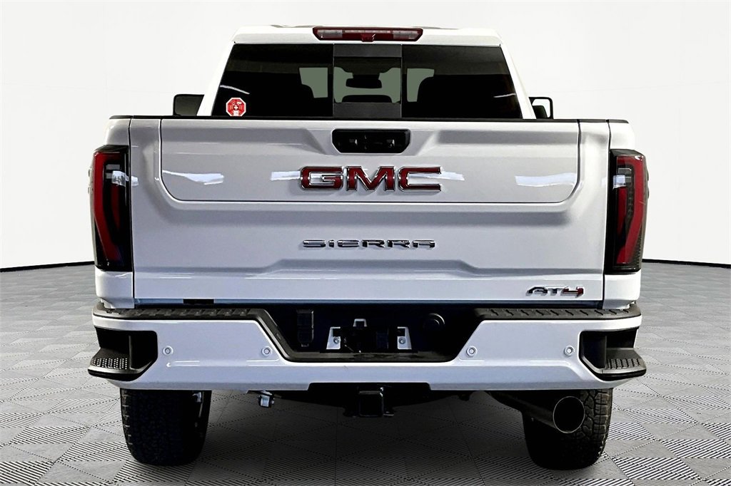 2026 Gmc Sierra 2500 HD AT4 photo 3