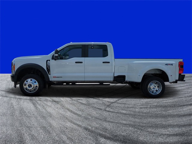 2026 Ford F-450 photo 6