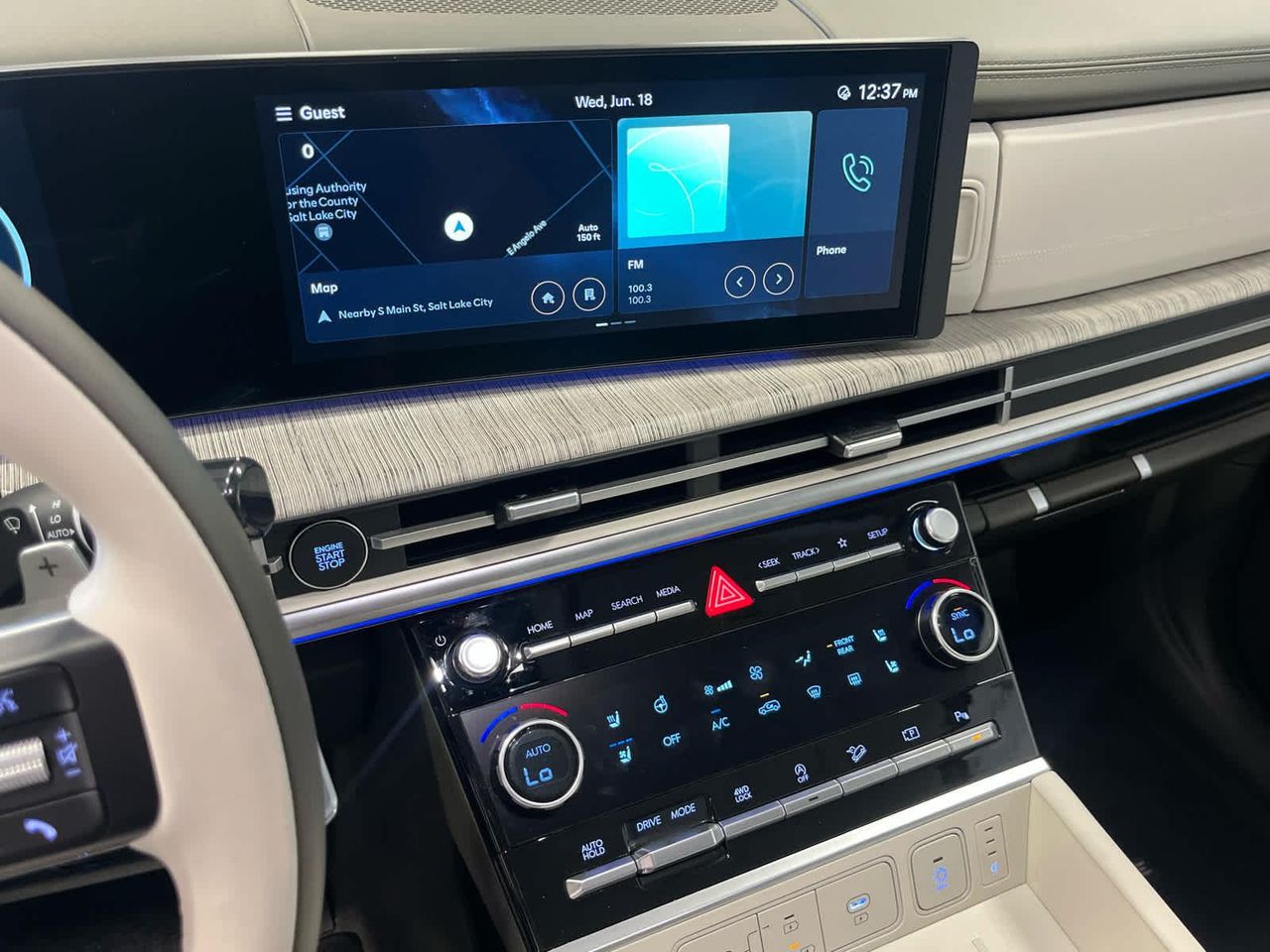2025 Hyundai Santa Fe Calligraphy photo 40