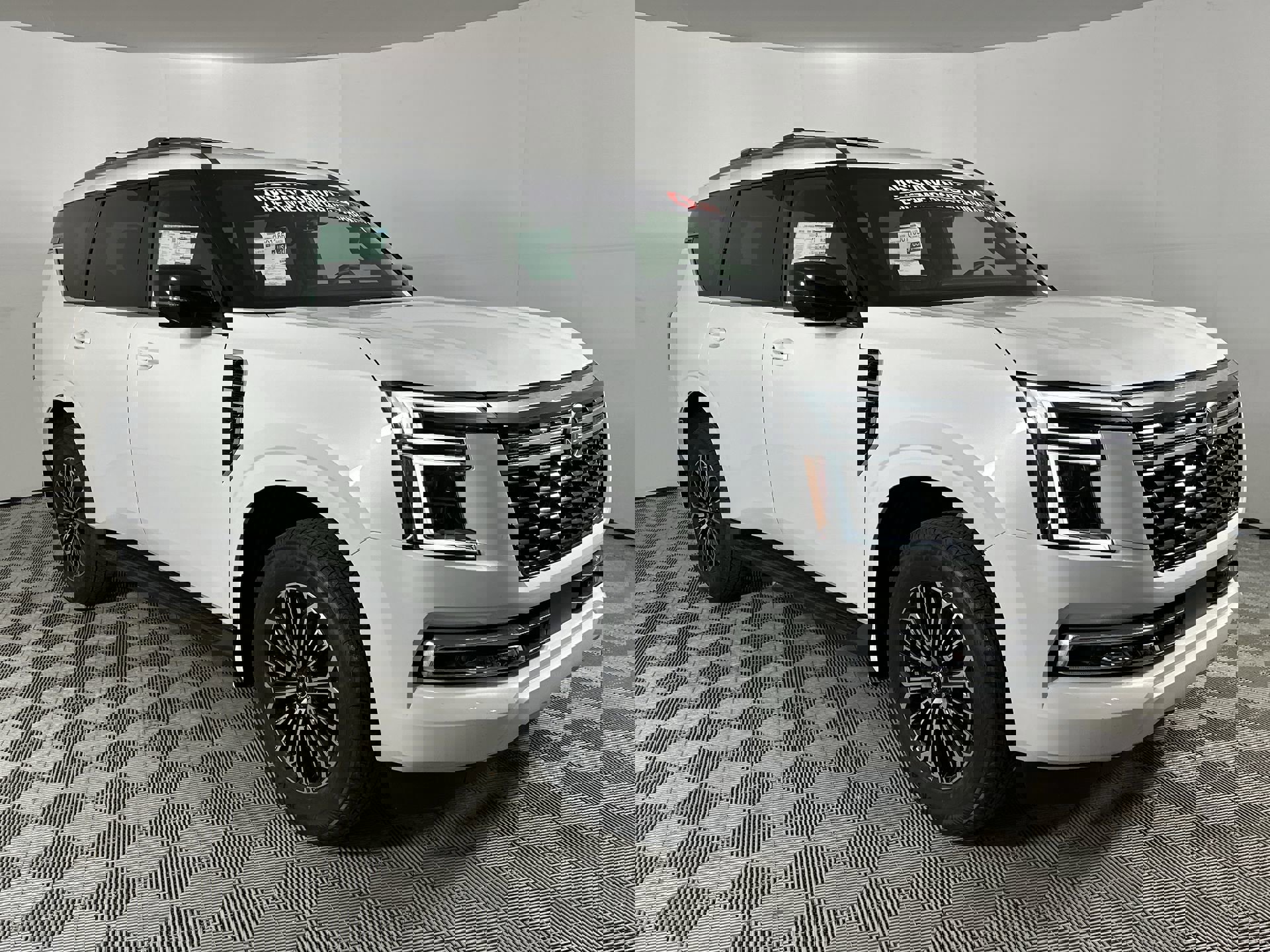 2025 Nissan Armada Platinum photo 2