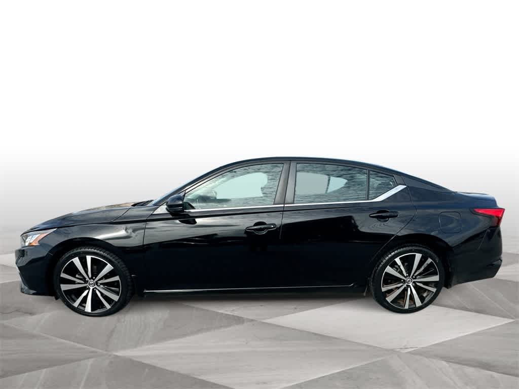 2021 Nissan Altima 2.5 SR photo 4