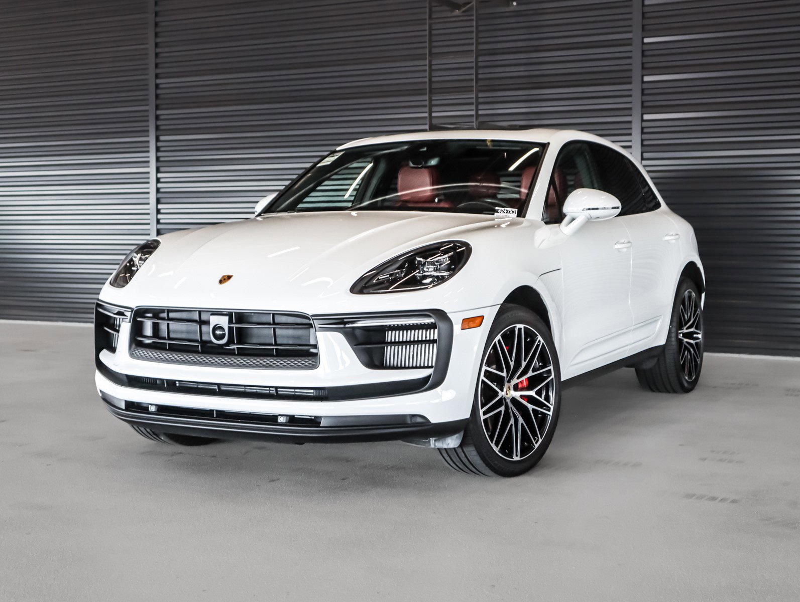 2024 Porsche Macan