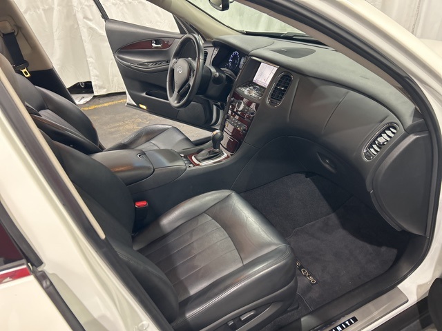 2017 Infiniti QX50 Base photo 11