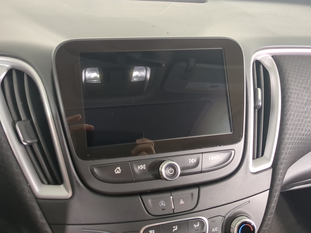 2024 Chevrolet Malibu 1LT photo 16