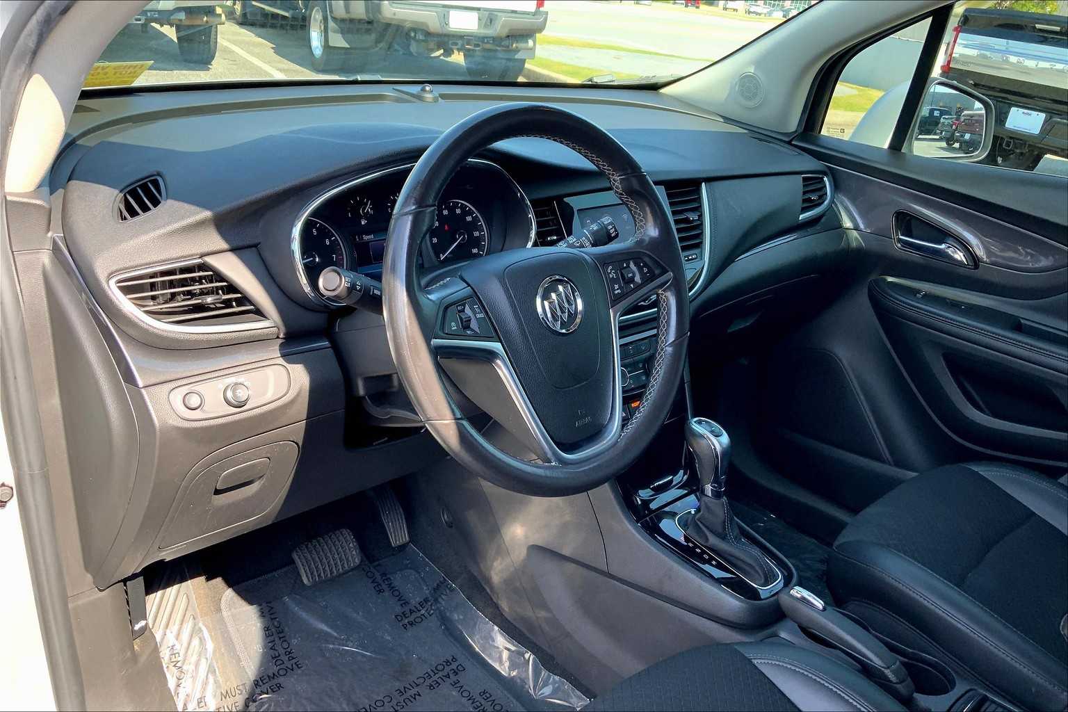 2022 Buick Encore Preferred photo 15