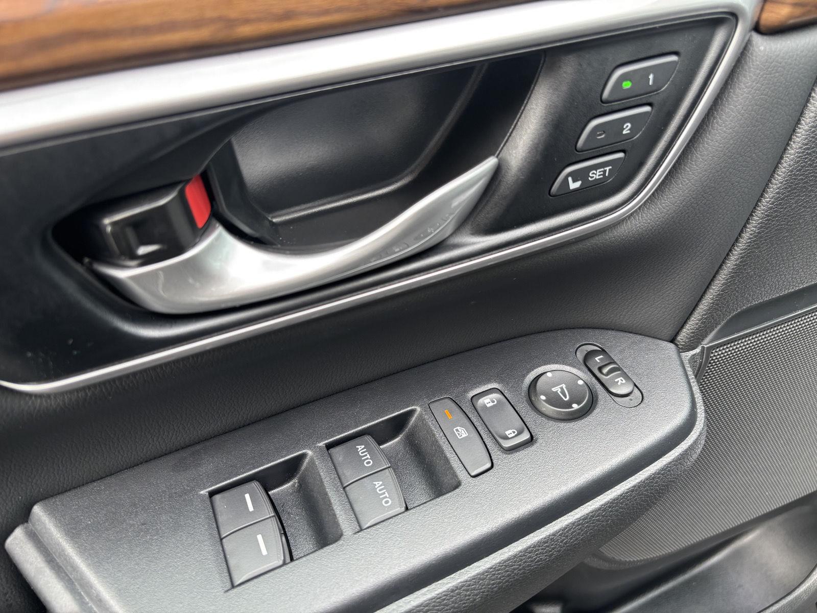 2019 Honda CR-V EX-L photo 11