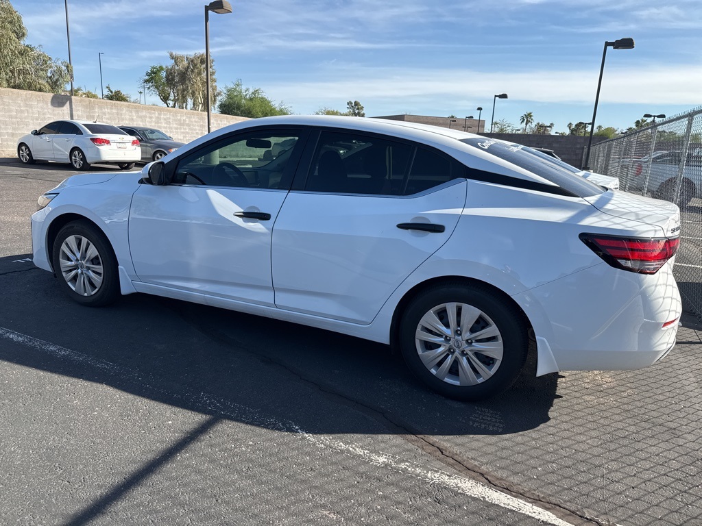 2025 Nissan Sentra S photo 3