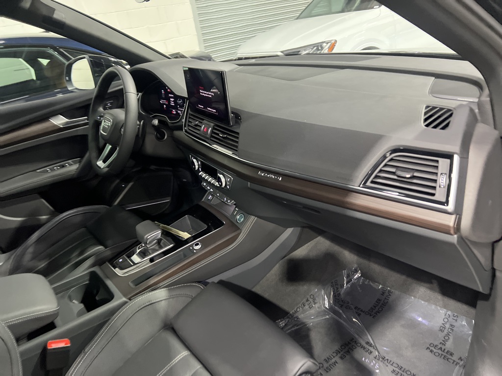 2024 Audi Q5 Sportback 45 S line Premium Plus photo 11