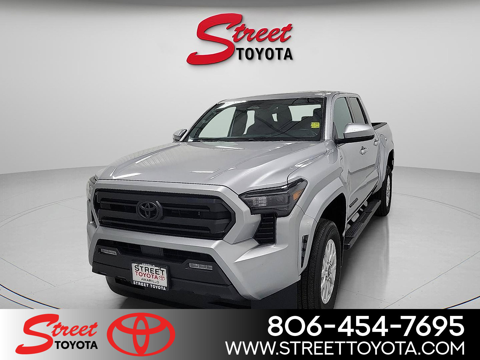 2024 Toyota Tacoma SR5's photo