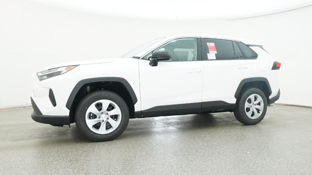 2025 Toyota RAV4 LE photo 7