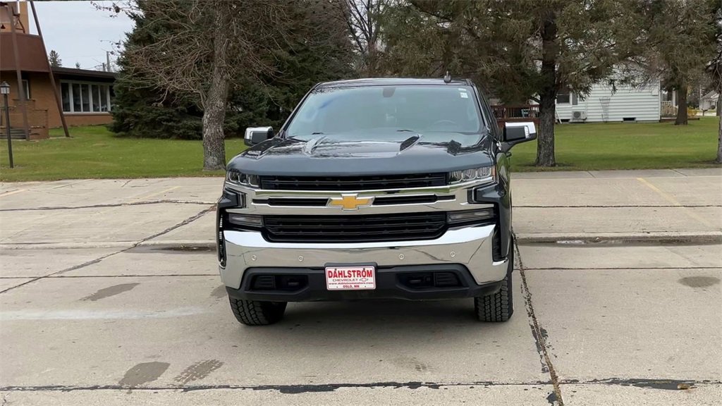 Used 2019 Chevrolet Silverado 1500 LT with VIN 3GCUYDEDXKG149849 for sale in Oslo, Minnesota