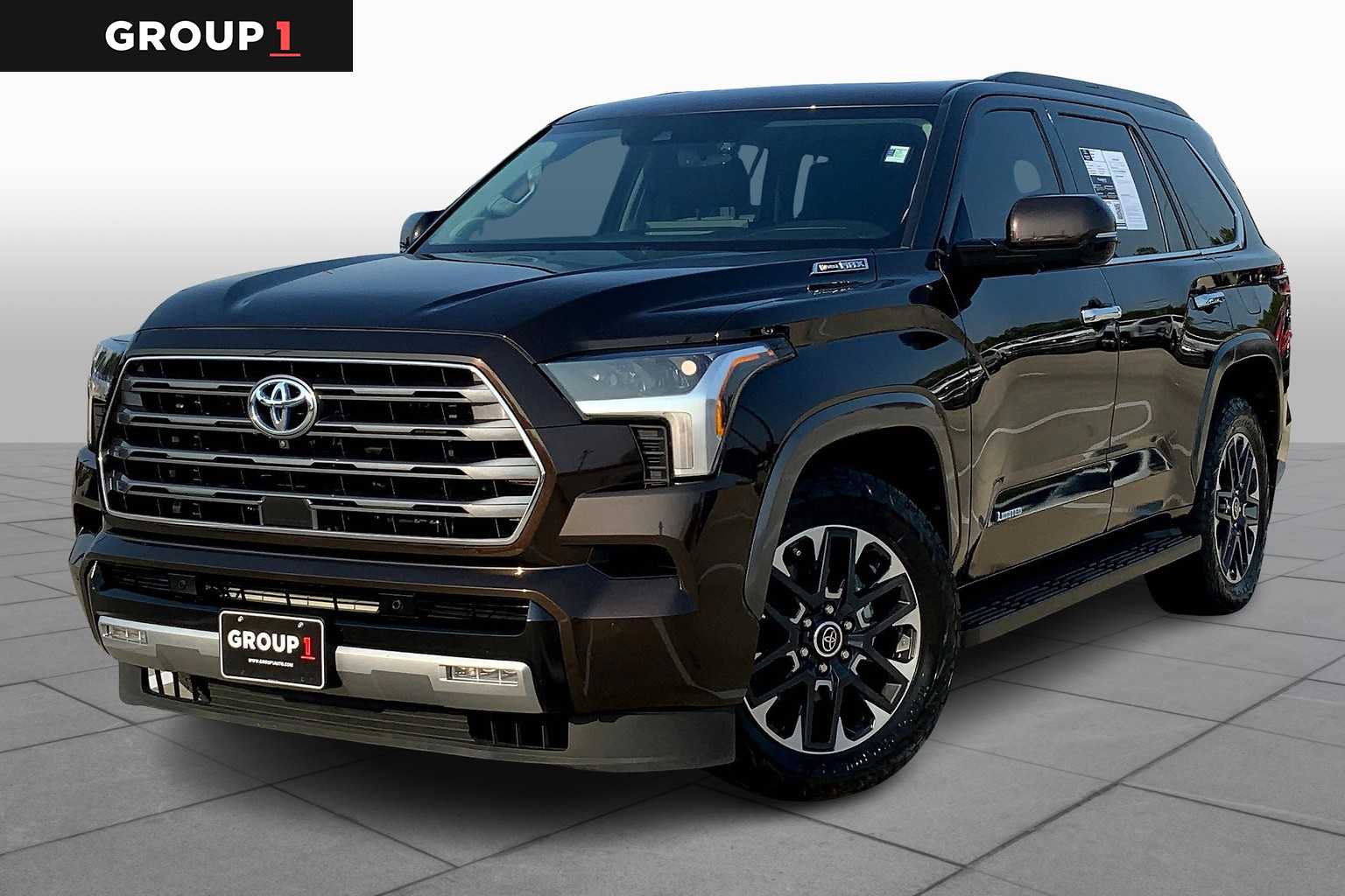 2023 Toyota Sequoia Limited's photo