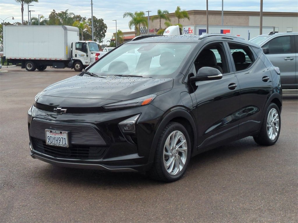 2023 Chevrolet Bolt EUV LT's photo