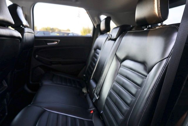 2024 Ford Edge SEL photo 29