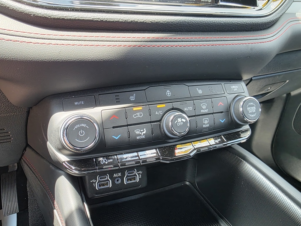 2024 Dodge Durango GT photo 28