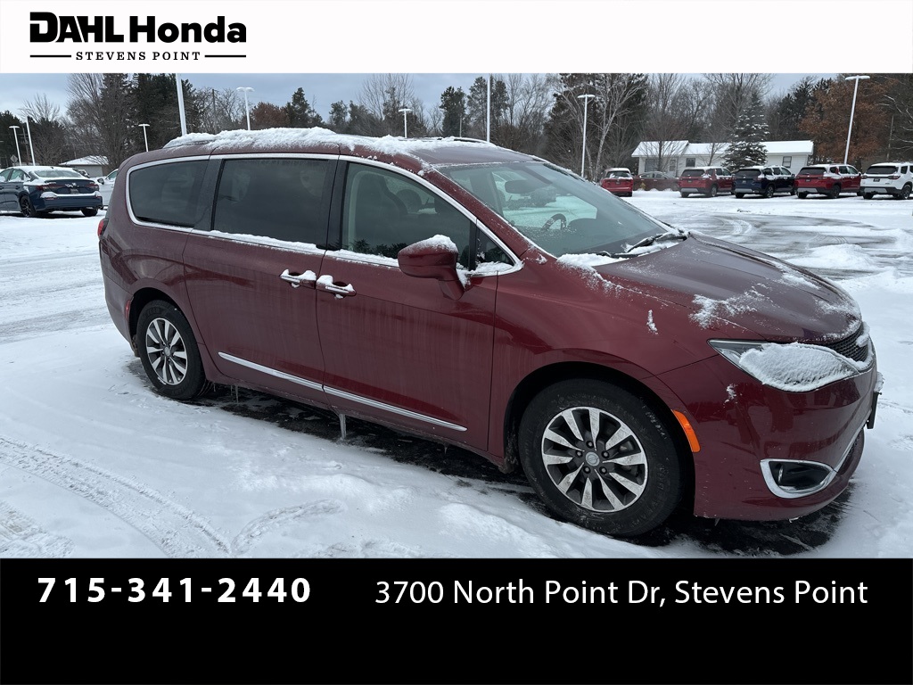 2020 Chrysler Pacifica Touring L Plus's photo