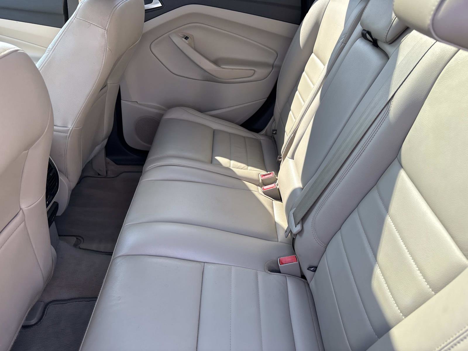 2016 Ford Escape Titanium photo 16