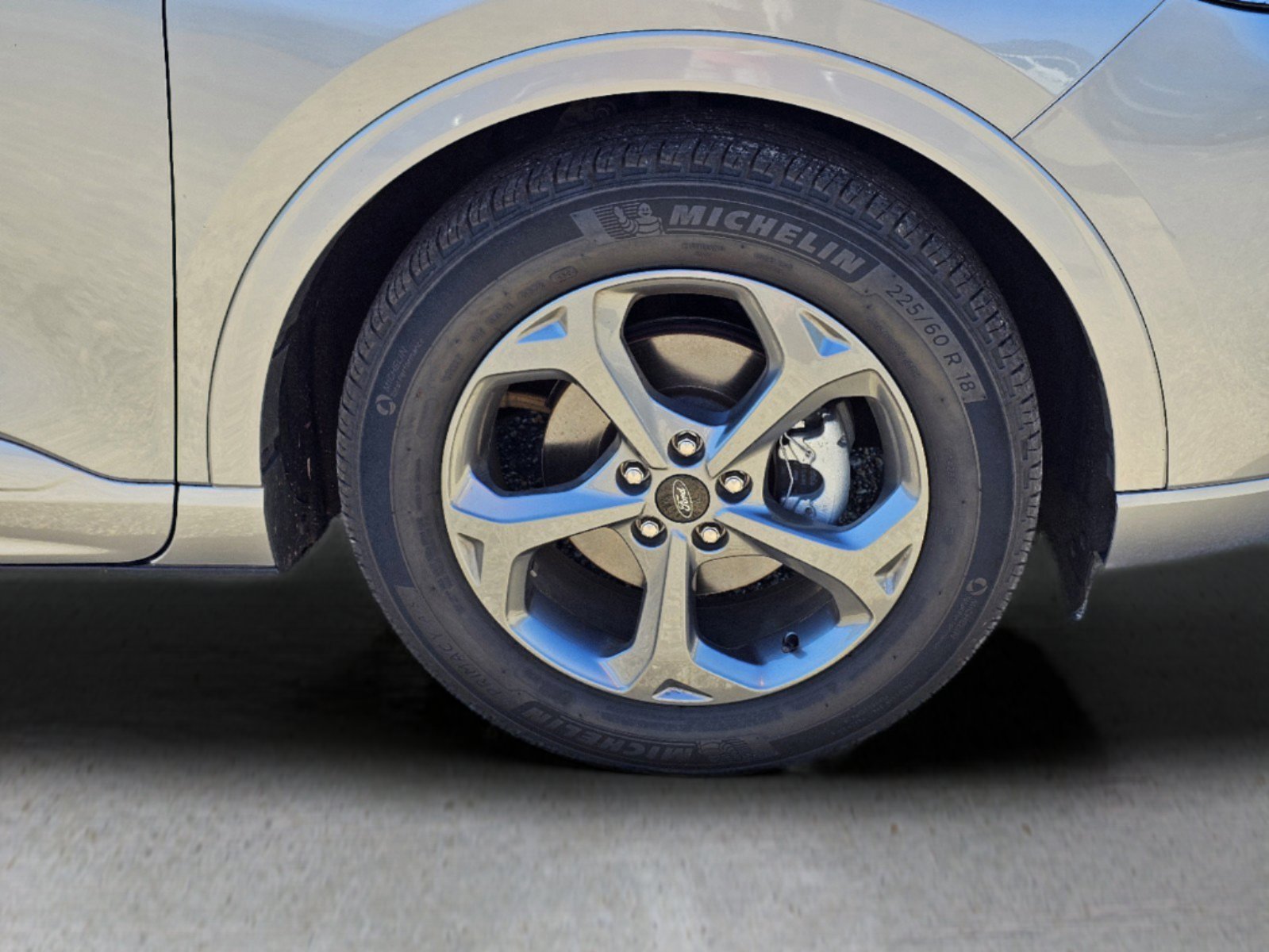 2024 Ford Escape ST-Line photo 27