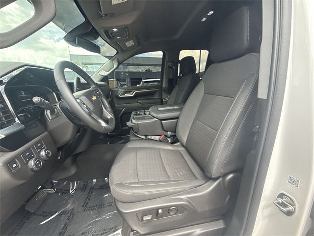 2024 Chevrolet Silverado 1500 LT photo 11