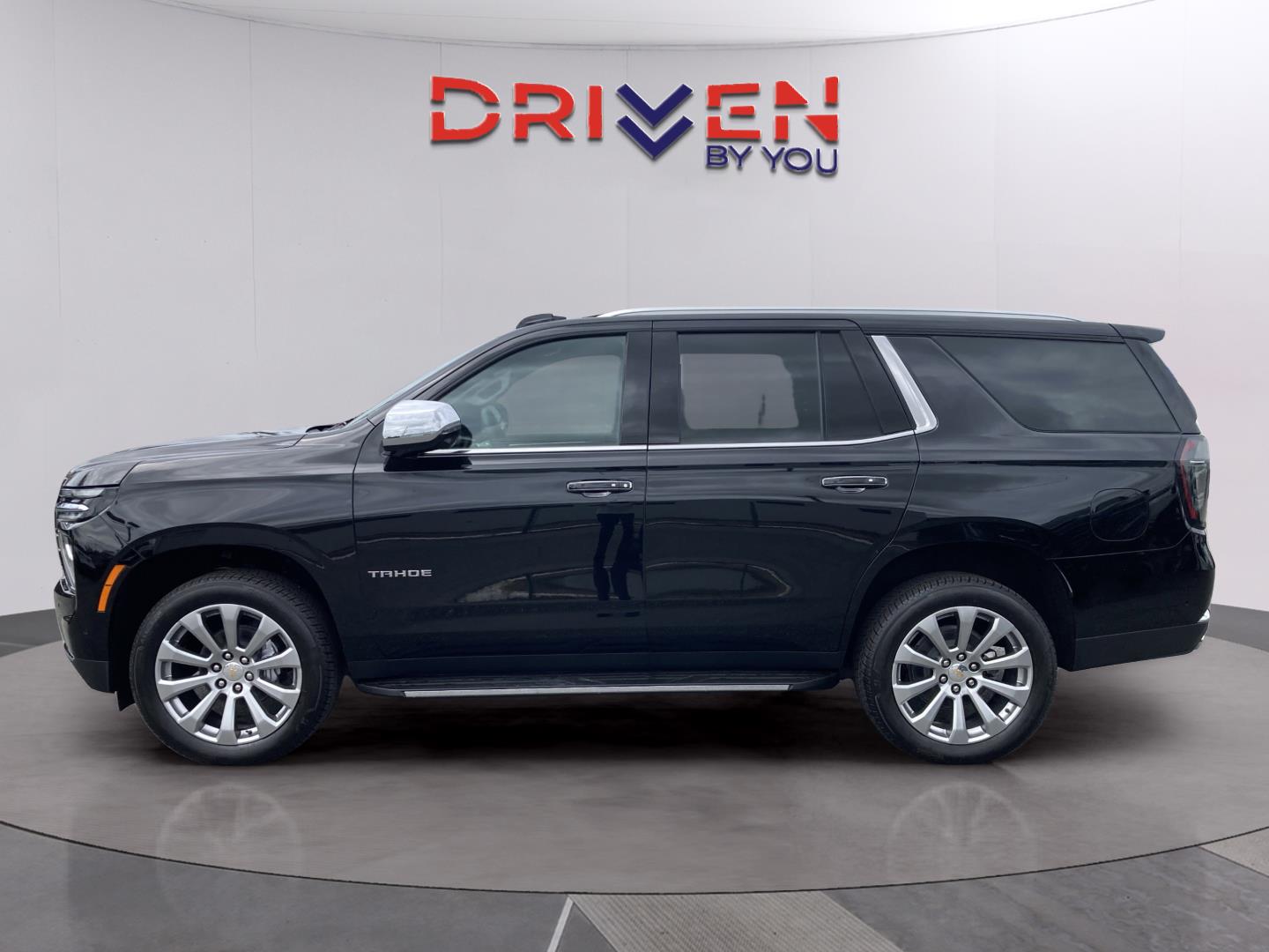 2026 Chevrolet Tahoe Premier photo 2