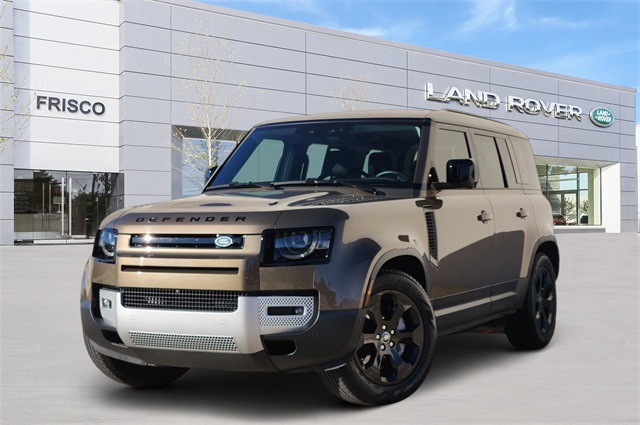 2025 Land Rover Defender S's photo