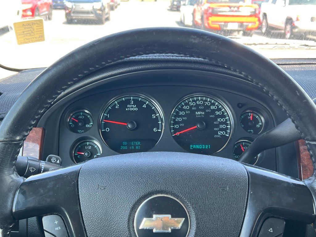 2008 Chevrolet Avalanche LTZ photo 20