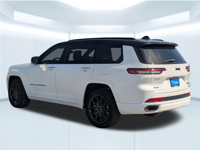 2025 Jeep Grand Cherokee L Summit photo 3