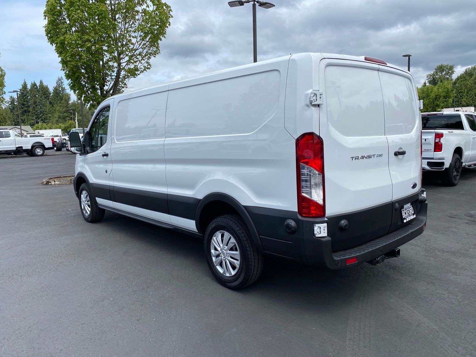 2020 Ford Transit photo 10